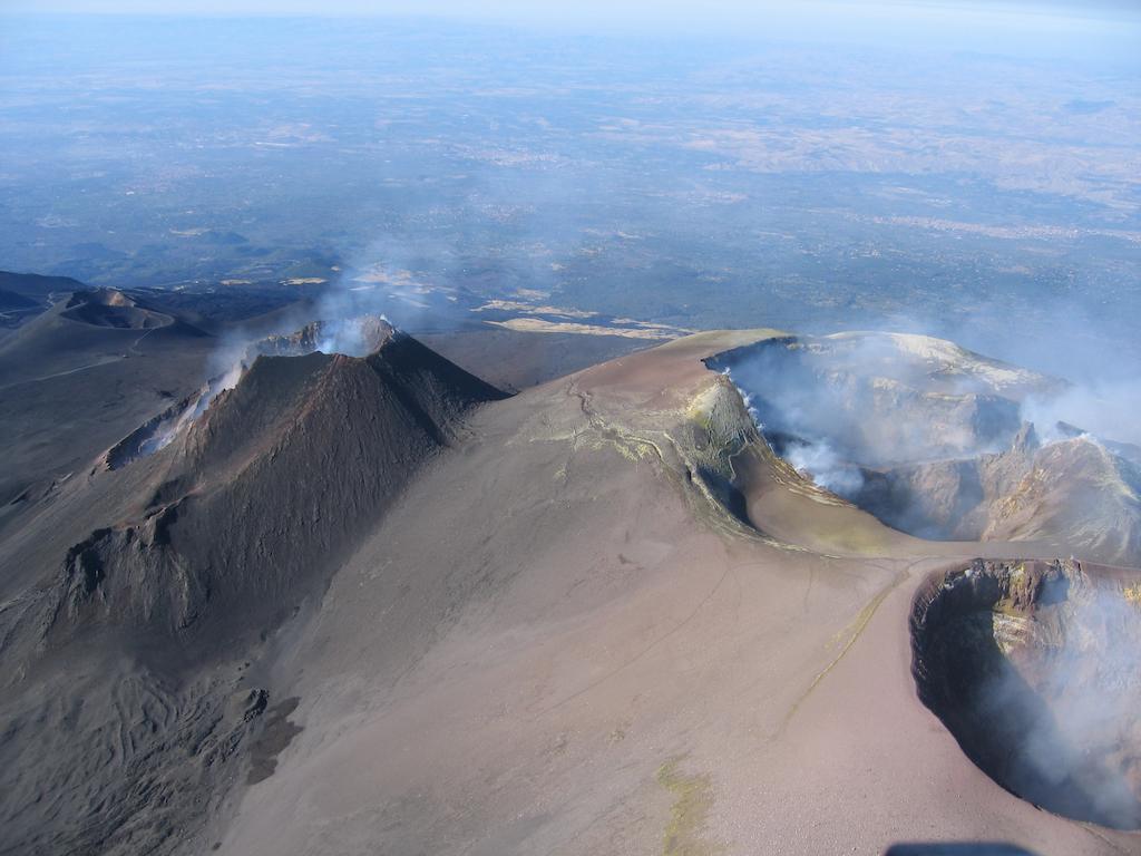 Etna Holiday Home Ніколозі Екстер'єр фото