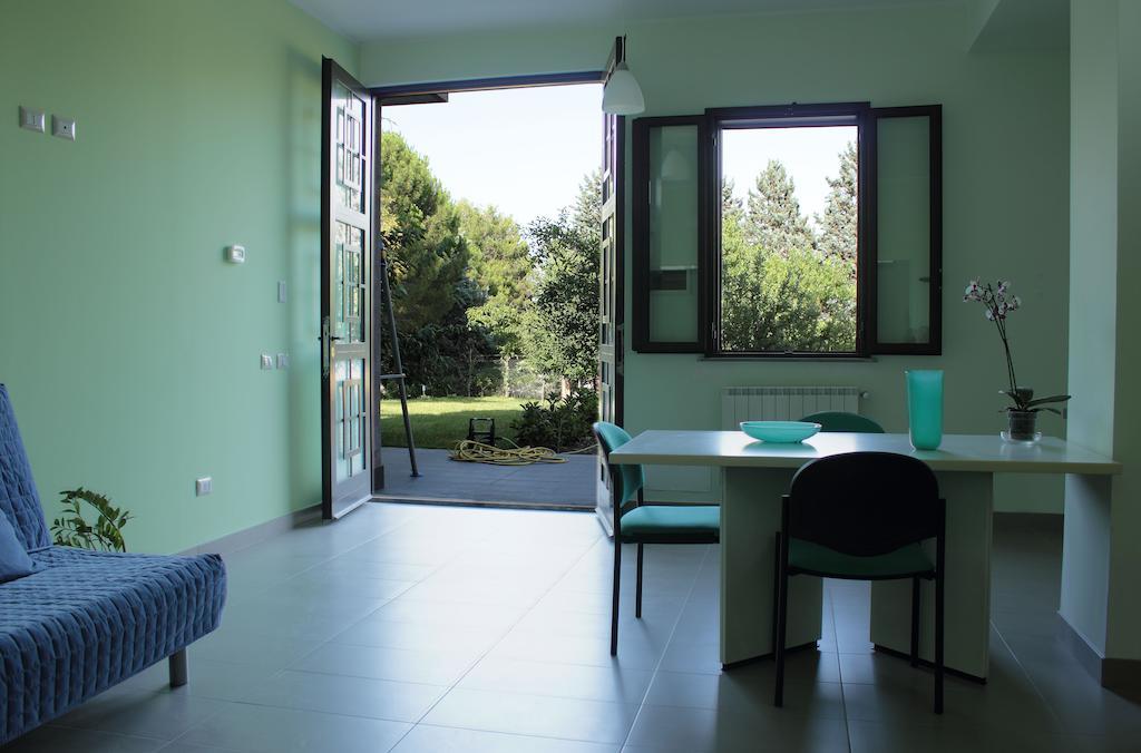 Etna Holiday Home Ніколозі Номер фото